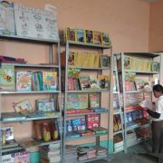 Mini Library: गांव में युवाओं के सपनों को पूरा करने में कर रहा मदद, बदलेगी देश की तस्वीर